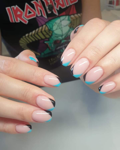 kwadratowy manicure hybrydowy wykonany w studio urody Miracle w Gliwicach